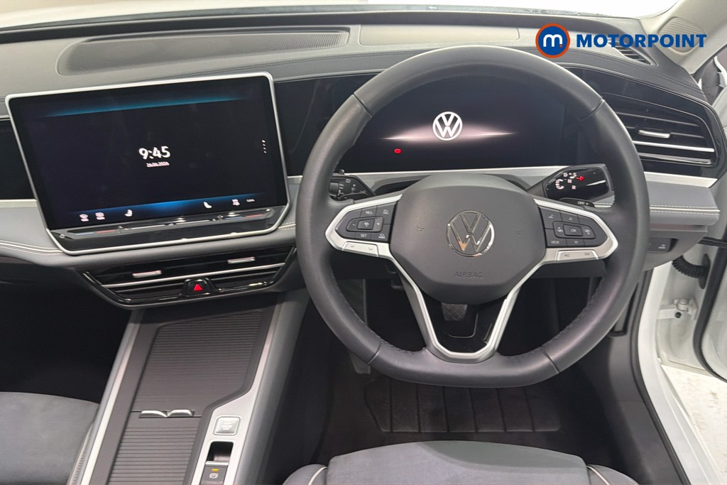 Volkswagen Passat Life Automatic Petrol Plug-In Hybrid Estate - Stock Number (1655496) - 2nd supplementary image