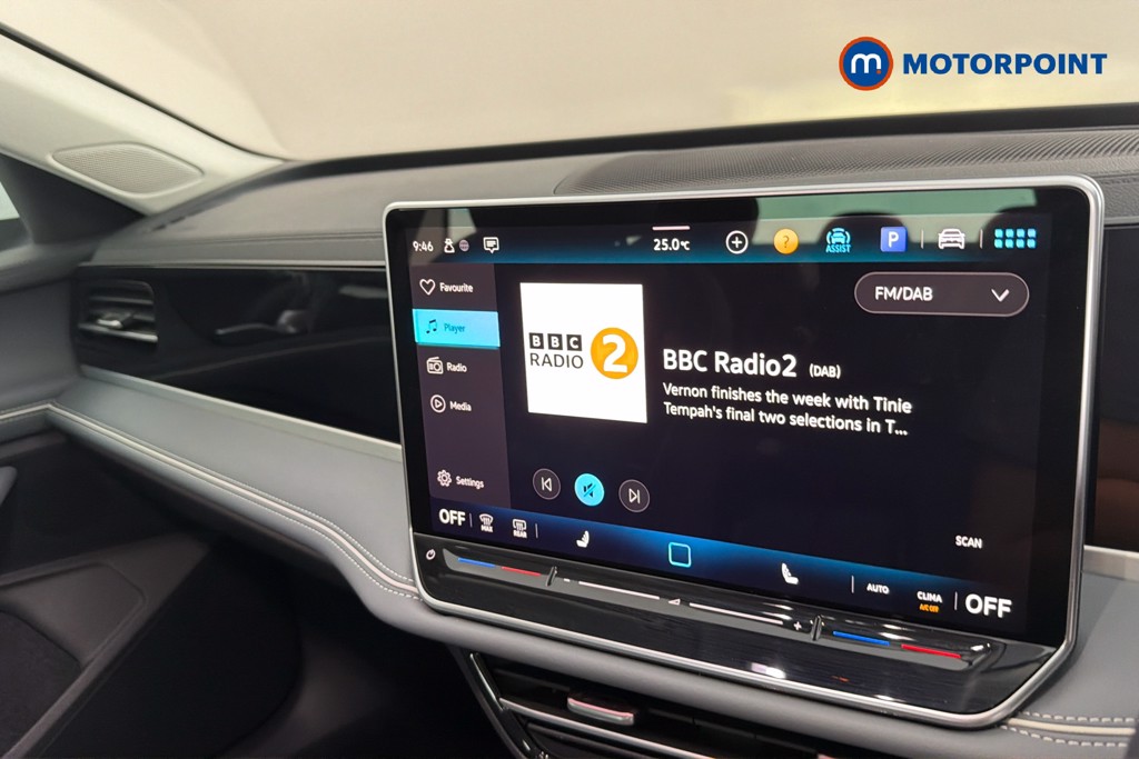 Volkswagen Passat Life Automatic Petrol Plug-In Hybrid Estate - Stock Number (1655496) - 9th supplementary image