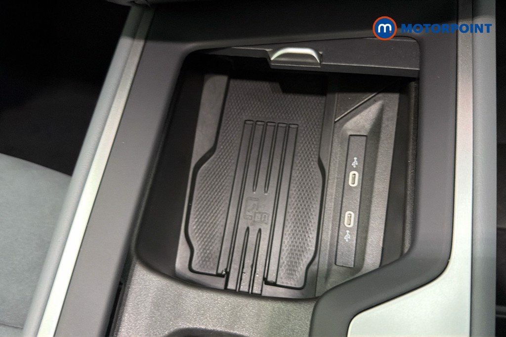 Volkswagen Passat Life Automatic Petrol Plug-In Hybrid Estate - Stock Number (1655496) - 17th supplementary image