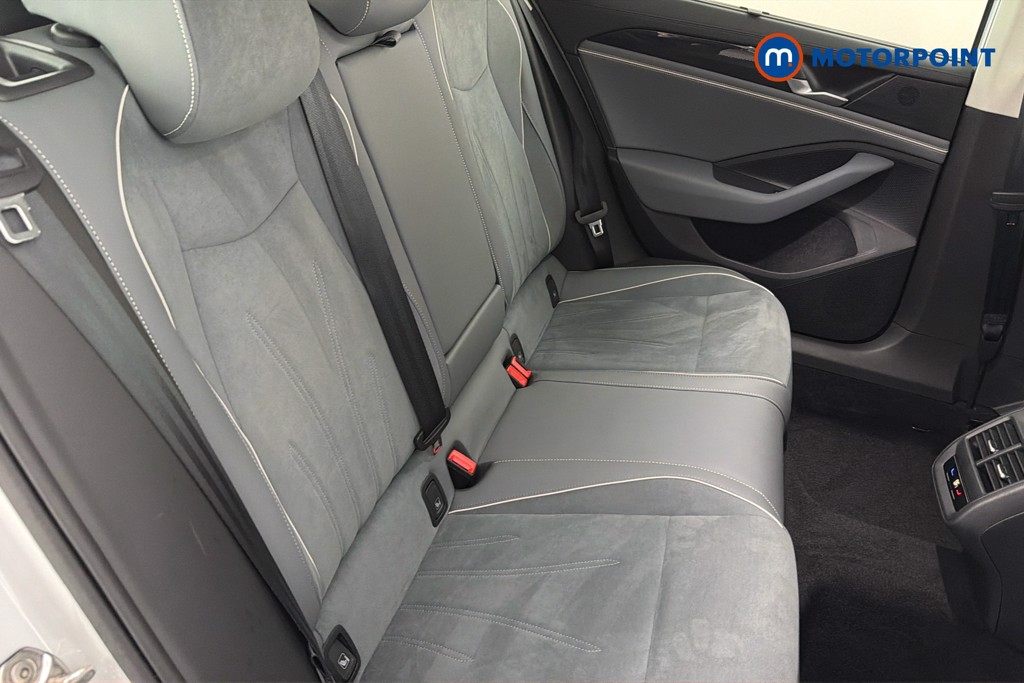 Volkswagen Passat Life Automatic Petrol Plug-In Hybrid Estate - Stock Number (1655496) - 28th supplementary image