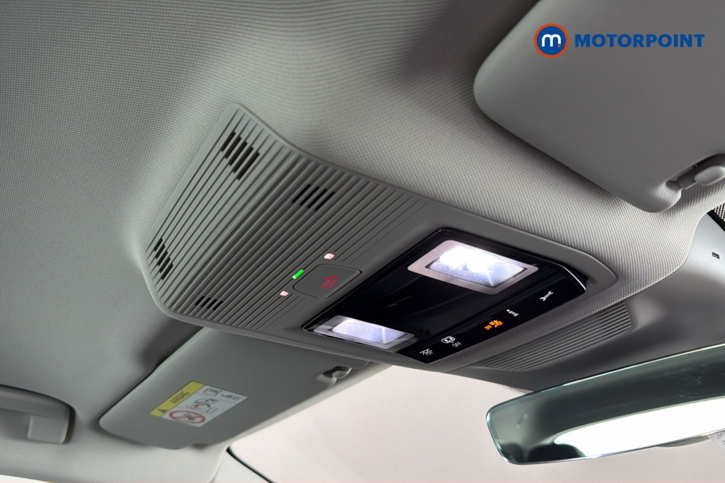 Volkswagen Passat Life Automatic Petrol Plug-In Hybrid Estate - Stock Number (1655496) - 32nd supplementary image