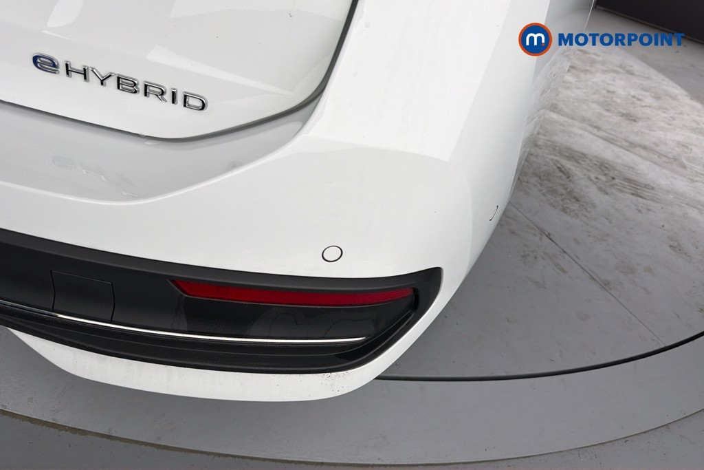 Volkswagen Passat Life Automatic Petrol Plug-In Hybrid Estate - Stock Number (1655496) - 40th supplementary image