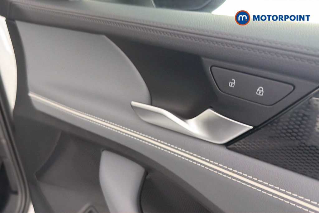 Volkswagen Passat Life Automatic Petrol Plug-In Hybrid Estate - Stock Number (1655496) - 42nd supplementary image