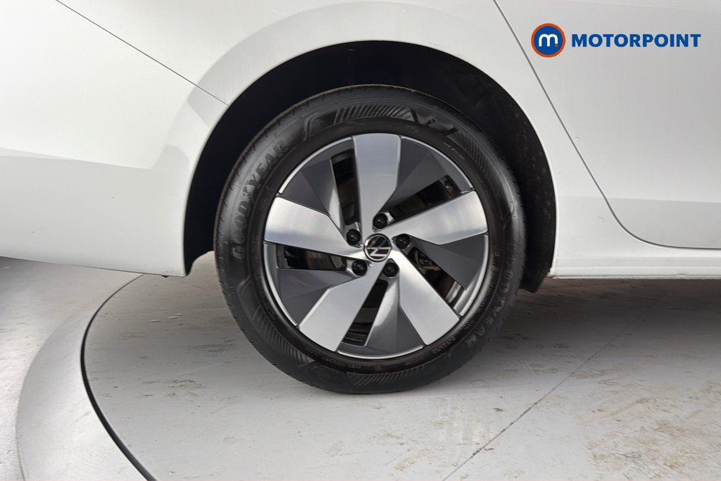 Volkswagen Passat Life Automatic Petrol Plug-In Hybrid Estate - Stock Number (1655496) - 49th supplementary image