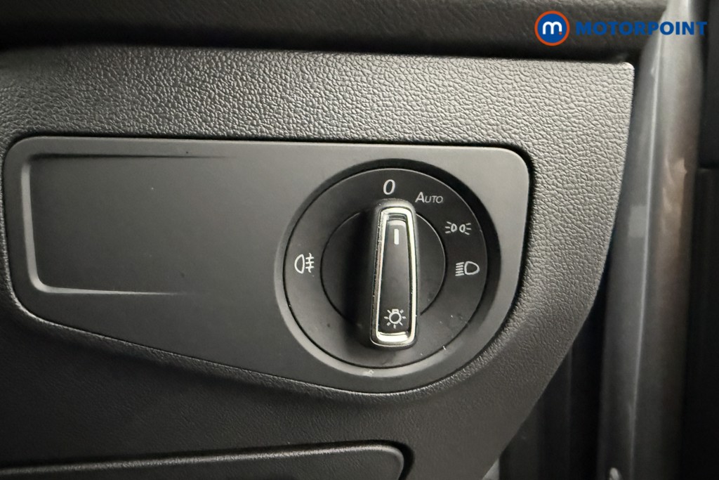 Volkswagen Tiguan Allspace Life Automatic Petrol SUV - Stock Number (1655849) - 5th supplementary image