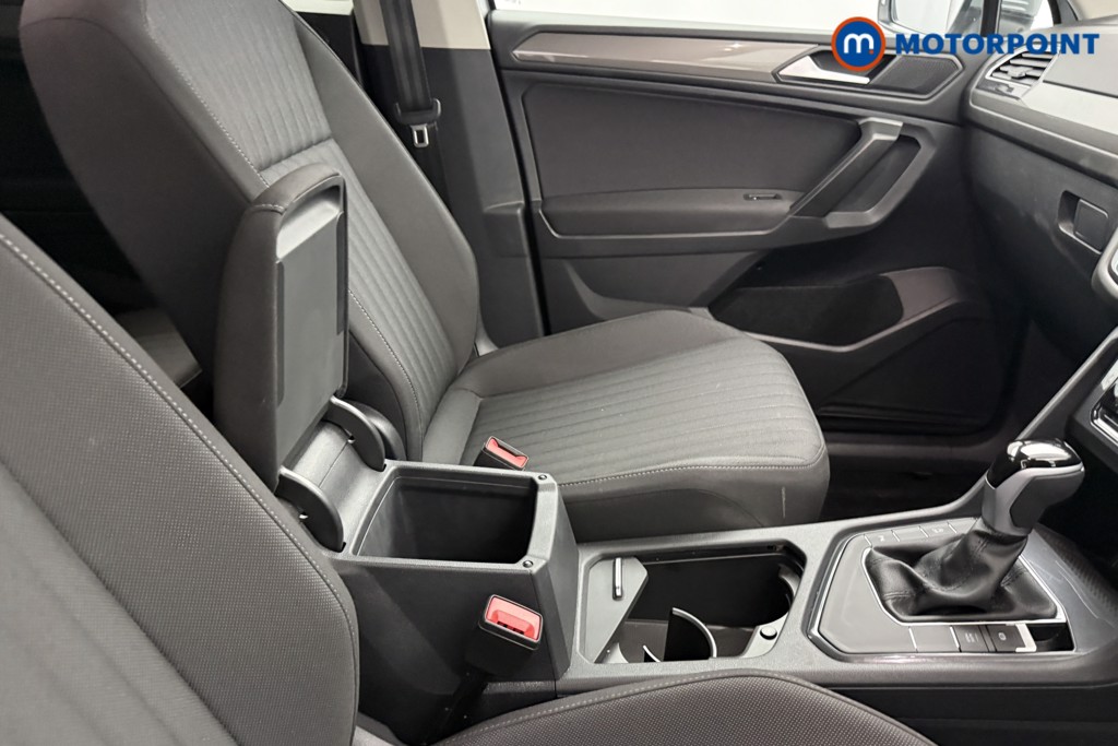 Volkswagen Tiguan Allspace Life Automatic Petrol SUV - Stock Number (1655849) - 12th supplementary image