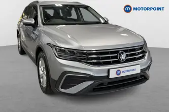 Volkswagen Tiguan Allspace Life Automatic Petrol SUV - Stock Number (1655849) - Drivers side front corner
