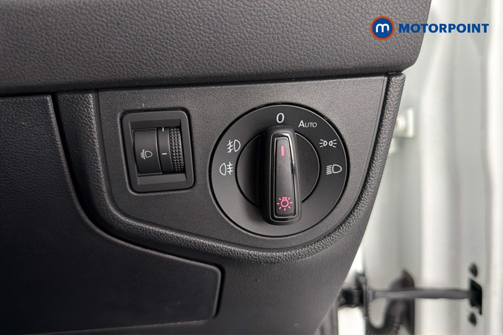 Volkswagen Polo SEL Manual Petrol Hatchback - Stock Number (1656102) - 18th supplementary image