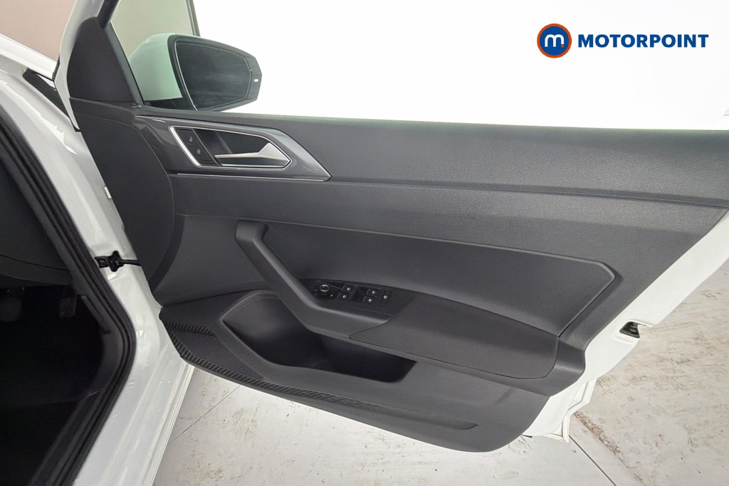 Volkswagen Polo SEL Manual Petrol Hatchback - Stock Number (1656102) - 19th supplementary image