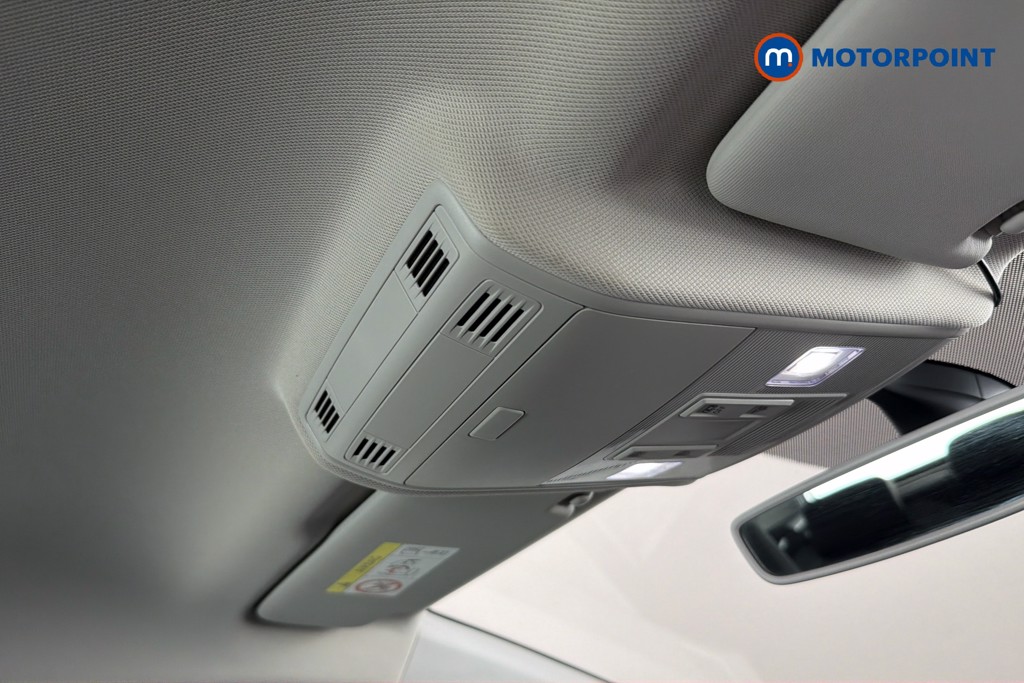 Volkswagen Polo SEL Manual Petrol Hatchback - Stock Number (1656102) - 32nd supplementary image