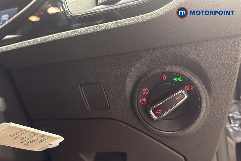 Seat Leon Fr Technology Manual Petrol Coupe - Stock Number (1656350) - 11th supplementary image