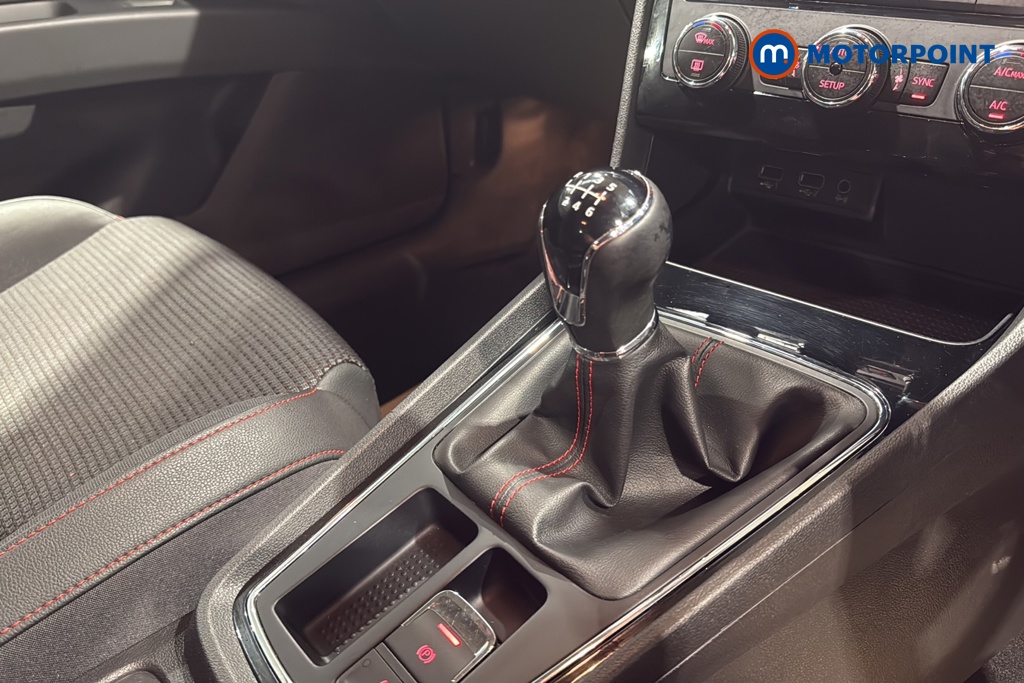 Seat Leon Fr Technology Manual Petrol Coupe - Stock Number (1656350) - 15th supplementary image