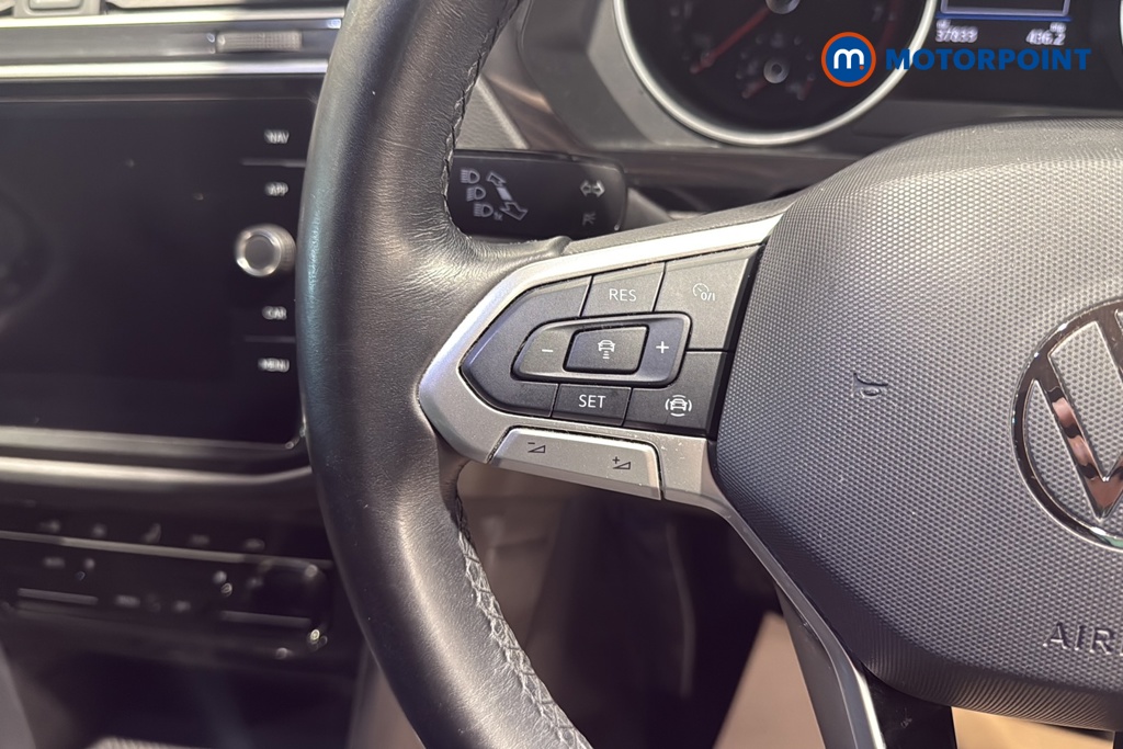 Volkswagen Tiguan Life Manual Petrol SUV - Stock Number (1656373) - 4th supplementary image