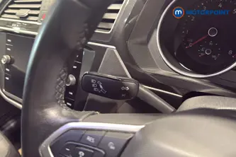 Volkswagen Tiguan Life Manual Petrol SUV - Stock Number (1656373) - 5th supplementary image