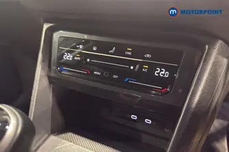Volkswagen Tiguan Life Manual Petrol SUV - Stock Number (1656373) - 12th supplementary image
