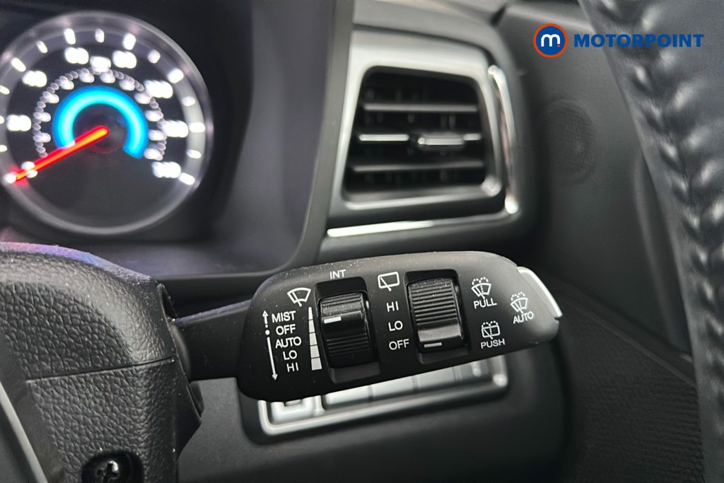 Ssangyong Tivoli Ventura Manual Petrol SUV - Stock Number (1632326) - 7th supplementary image