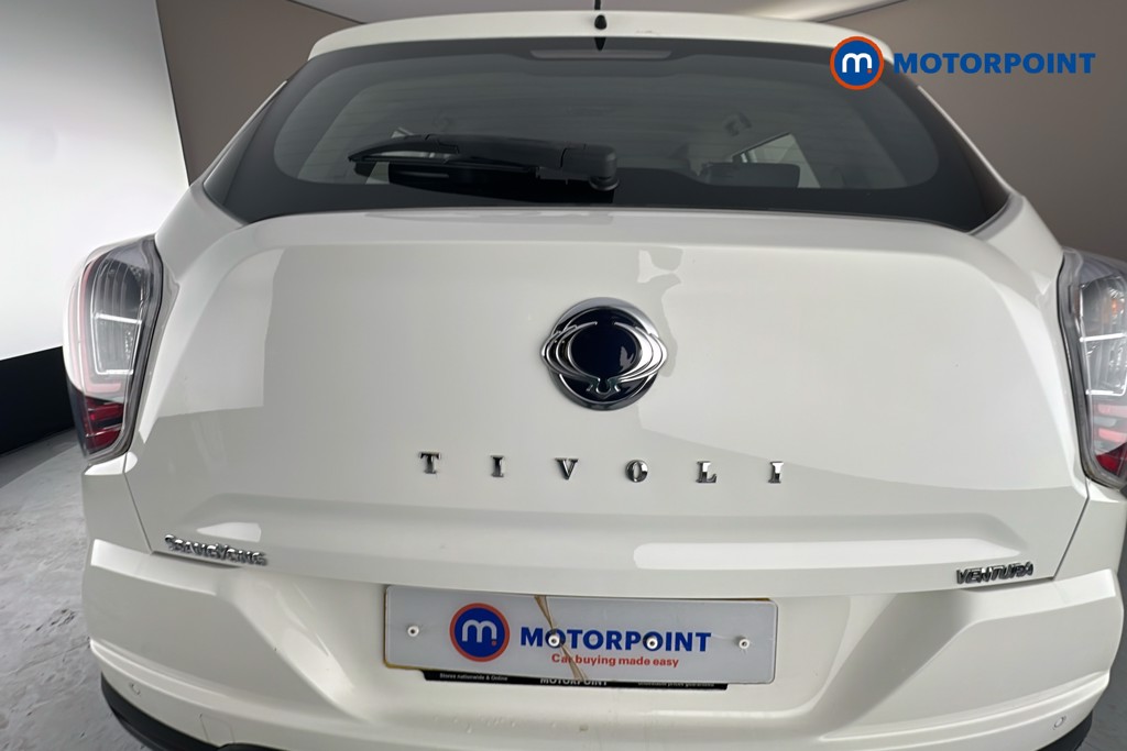 Ssangyong Tivoli Ventura Manual Petrol SUV - Stock Number (1632326) - 37th supplementary image