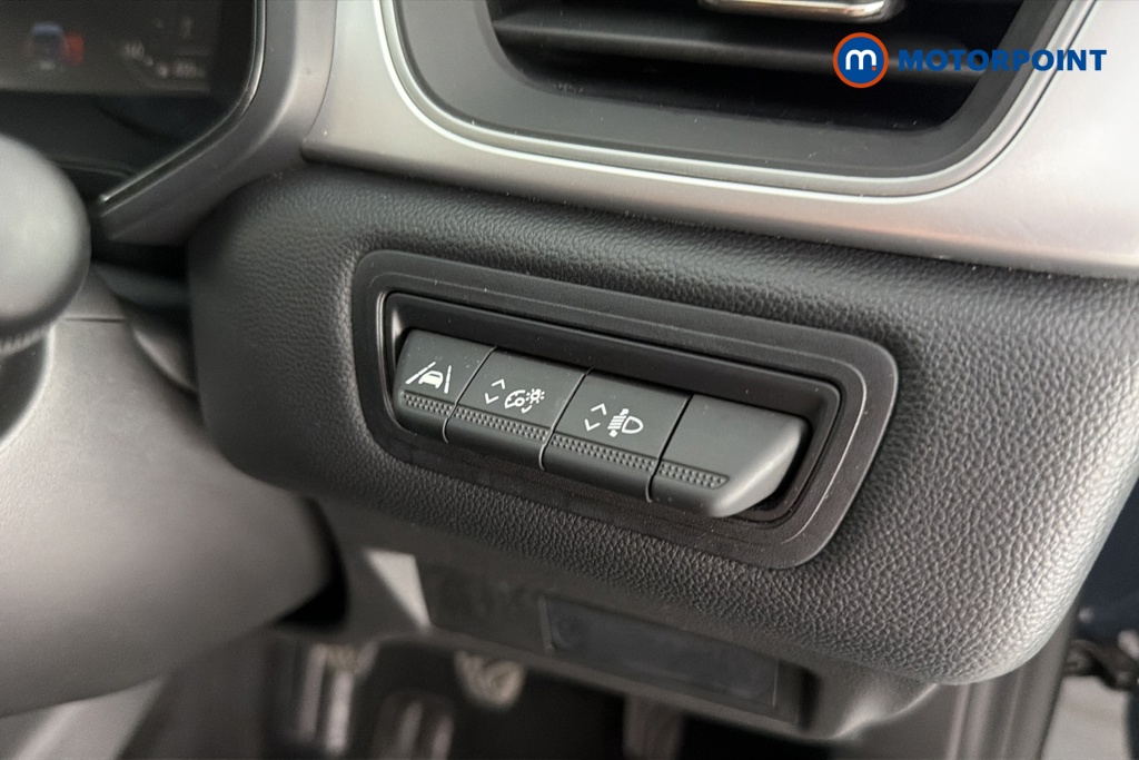 Renault Captur Techno Manual Petrol SUV - Stock Number (1650523) - 11th supplementary image