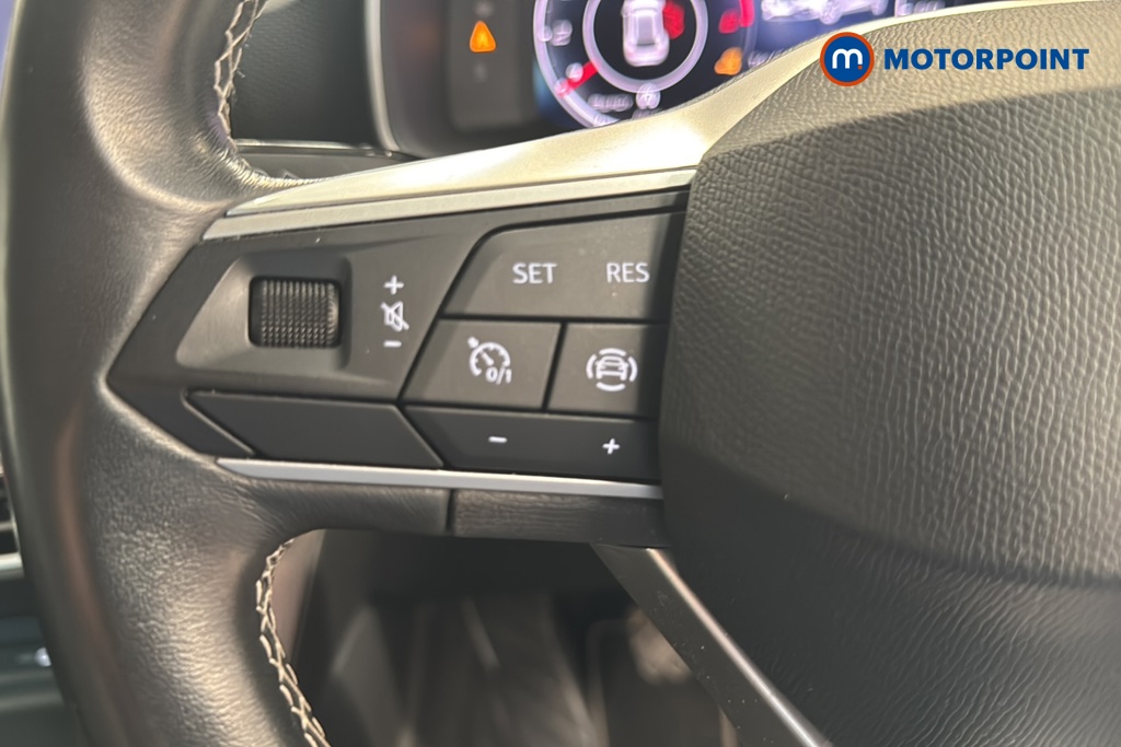 Seat Leon Se Dynamic Manual Petrol Hatchback - Stock Number (1652454) - 4th supplementary image