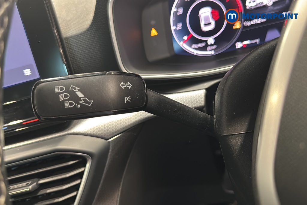 Seat Leon Se Dynamic Manual Petrol Hatchback - Stock Number (1652454) - 5th supplementary image