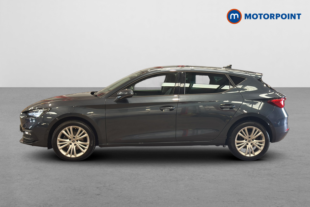 Seat Leon Se Dynamic Manual Petrol Hatchback - Stock Number (1652454) - Drivers side