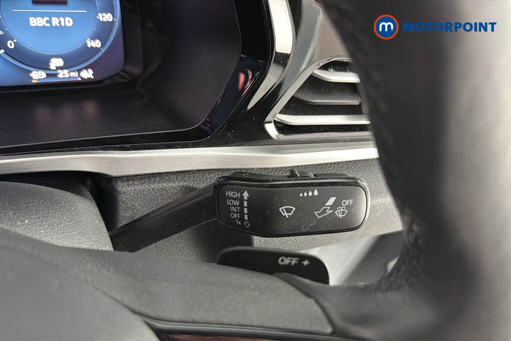 Ford Transit Connect Limited Automatic Petrol Plug-In Hybrid Panel Van - Stock Number (1654422) - 6th supplementary image