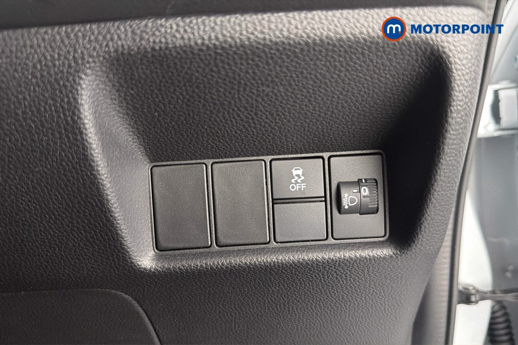 Honda Jazz Crosstar Advance Automatic Petrol-Electric Hybrid Hatchback - Stock Number (1656122) - 18th supplementary image