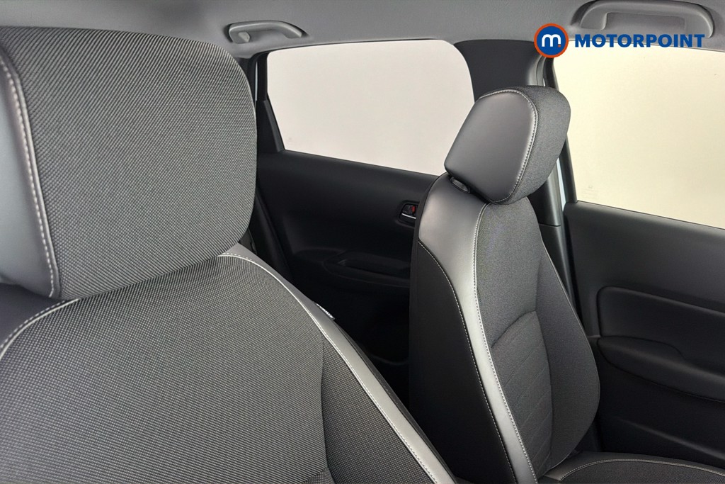 Honda Jazz Crosstar Advance Automatic Petrol-Electric Hybrid Hatchback - Stock Number (1656122) - 23rd supplementary image