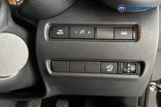 Nissan Juke N-Connecta Manual Petrol SUV - Stock Number (1656332) - 11th supplementary image