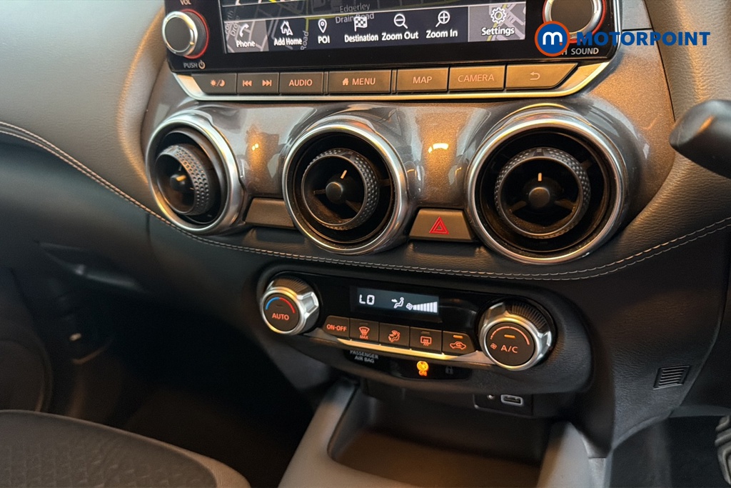 Nissan Juke N-Connecta Manual Petrol SUV - Stock Number (1656332) - 12th supplementary image