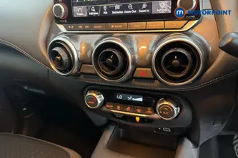 Nissan Juke N-Connecta Manual Petrol SUV - Stock Number (1656332) - 12th supplementary image