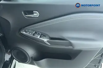 Nissan Juke N-Connecta Manual Petrol SUV - Stock Number (1656332) - 18th supplementary image