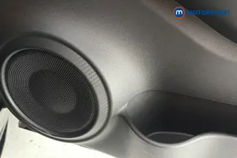 Nissan Juke N-Connecta Manual Petrol SUV - Stock Number (1656332) - 21st supplementary image