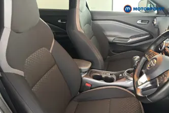 Nissan Juke N-Connecta Manual Petrol SUV - Stock Number (1656332) - 22nd supplementary image