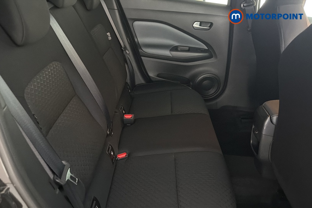 Nissan Juke N-Connecta Manual Petrol SUV - Stock Number (1656332) - 25th supplementary image