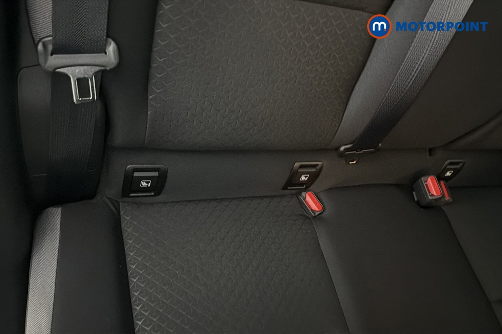 Nissan Juke N-Connecta Manual Petrol SUV - Stock Number (1656332) - 27th supplementary image