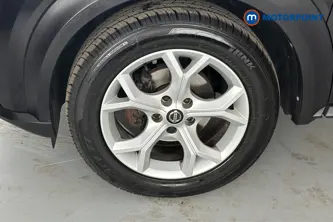 Nissan Juke N-Connecta Manual Petrol SUV - Stock Number (1656332) - 44th supplementary image