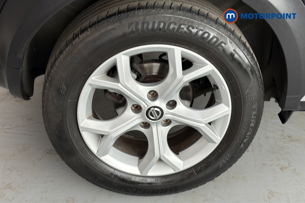 Nissan Juke N-Connecta Manual Petrol SUV - Stock Number (1656332) - 46th supplementary image