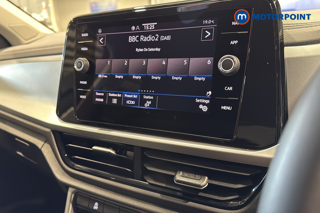Volkswagen T-Roc Match Automatic Petrol SUV - Stock Number (1656927) - 8th supplementary image
