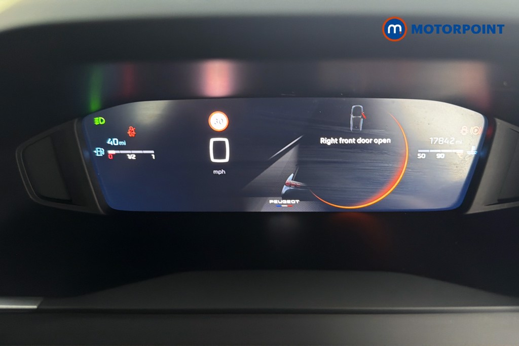 Peugeot 2008 Allure Manual Petrol SUV - Stock Number (1626696) - 8th supplementary image
