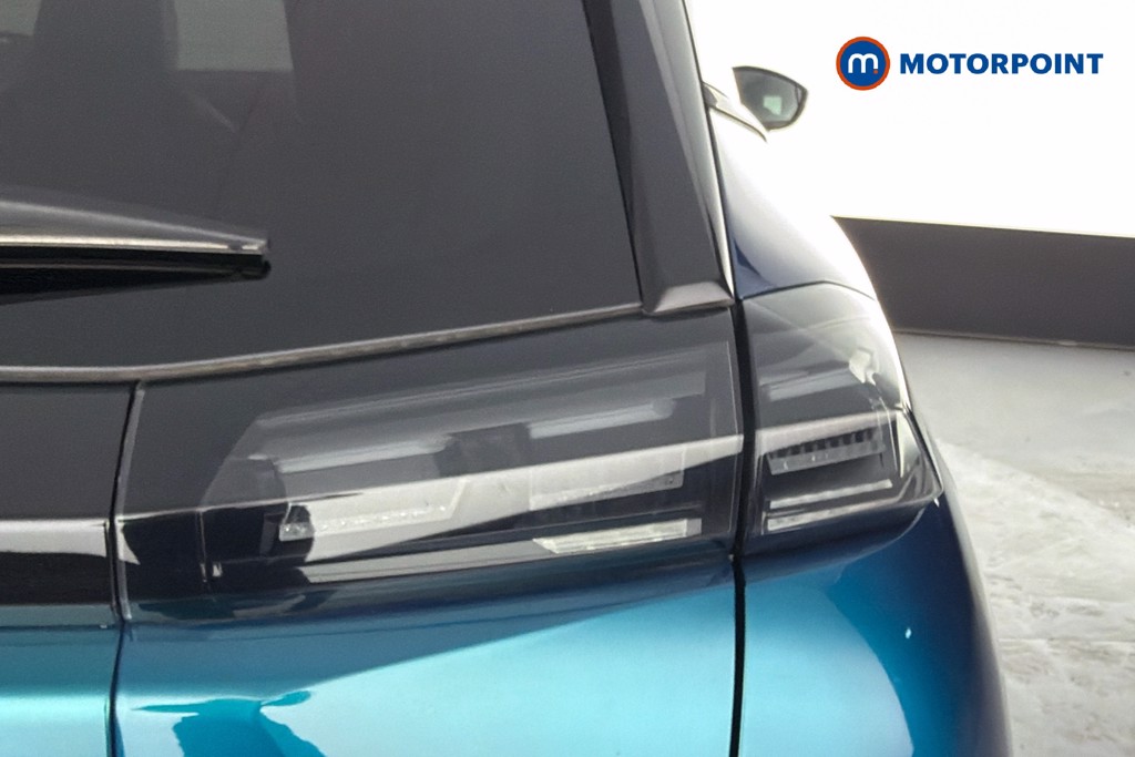 Peugeot 2008 Allure Manual Petrol SUV - Stock Number (1626696) - 38th supplementary image