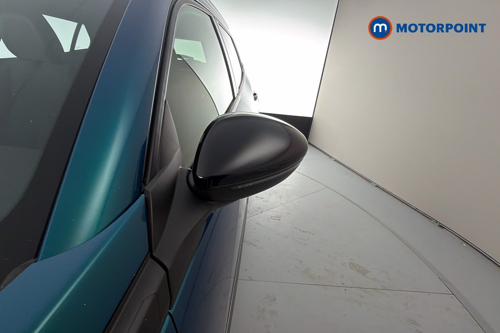 Peugeot 2008 Allure Manual Petrol SUV - Stock Number (1626696) - 43rd supplementary image