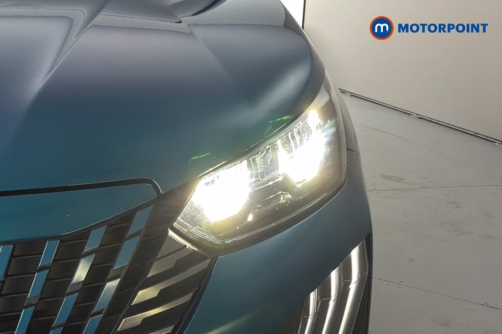 Peugeot 2008 Allure Manual Petrol SUV - Stock Number (1626696) - 44th supplementary image