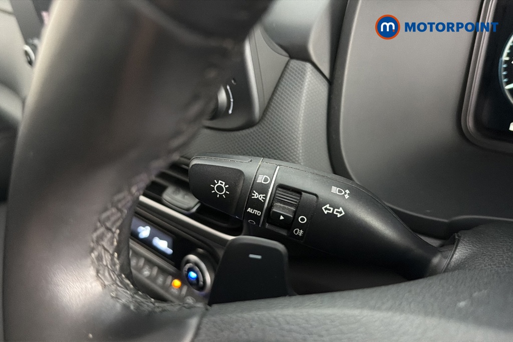 Hyundai Kona Se Connect Automatic Petrol-Electric Hybrid SUV - Stock Number (1632054) - 5th supplementary image