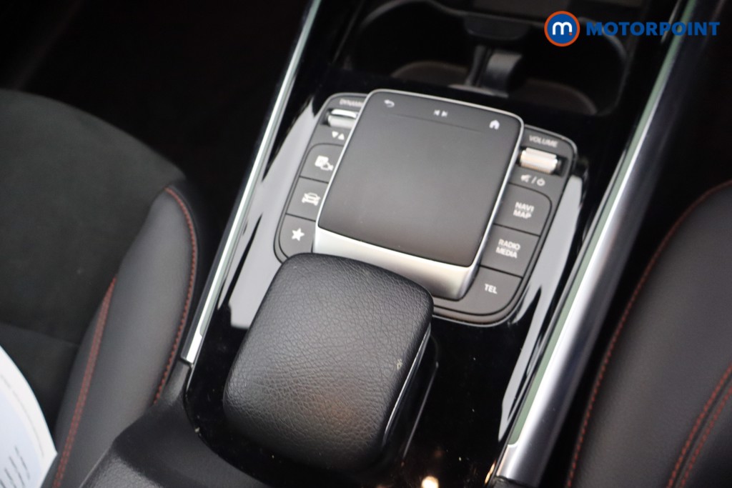 Mercedes-Benz EQA Amg Line Automatic Electric SUV - Stock Number (1643373) - 4th supplementary image