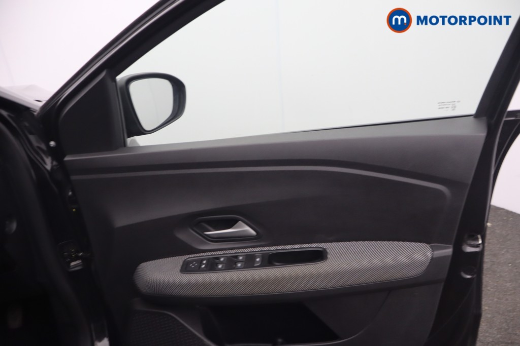 Dacia Sandero Stepway Expression Manual Petrol Hatchback - Stock Number (1644061) - 8th supplementary image