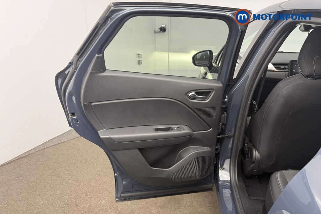 Renault Captur Evolution Manual Petrol SUV - Stock Number (1644565) - 5th supplementary image