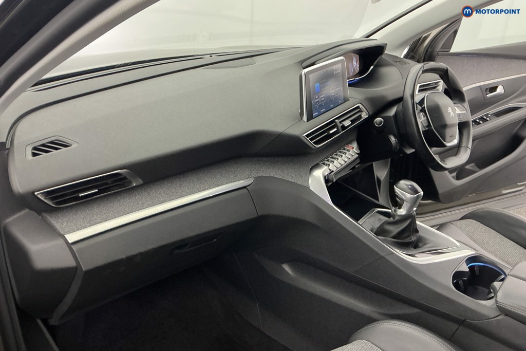 Peugeot 3008 Allure Manual Diesel SUV - Stock Number (1647583) - 9th supplementary image