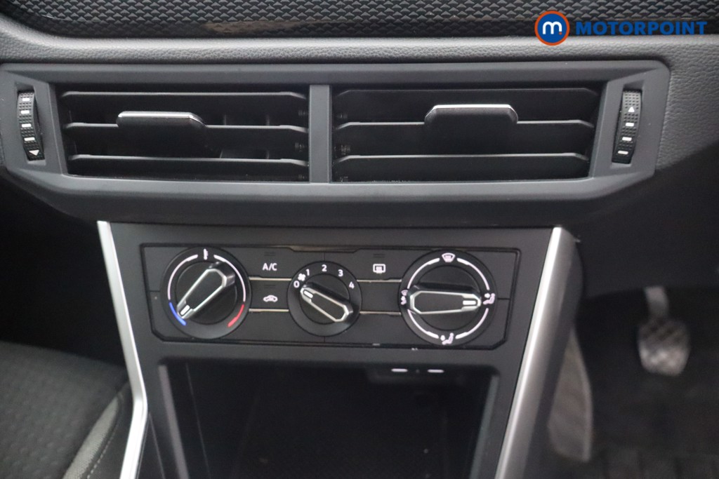 Volkswagen Polo Life Manual Petrol Hatchback - Stock Number (1648399) - 3rd supplementary image