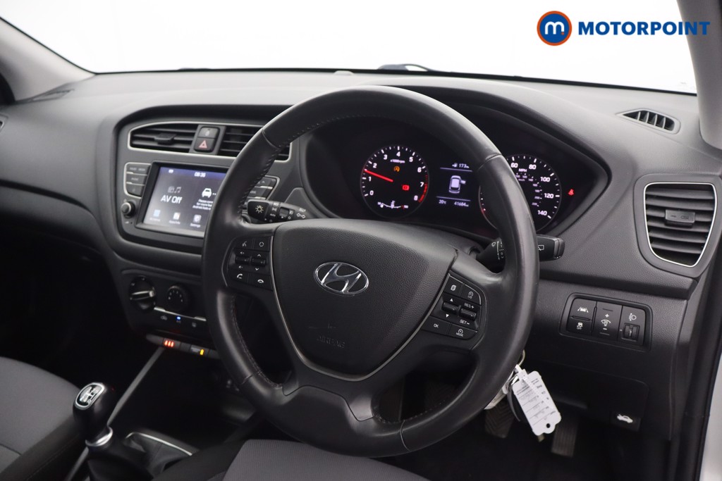 Hyundai I20 SE Manual Petrol Hatchback - Stock Number (1648729) - 1st supplementary image